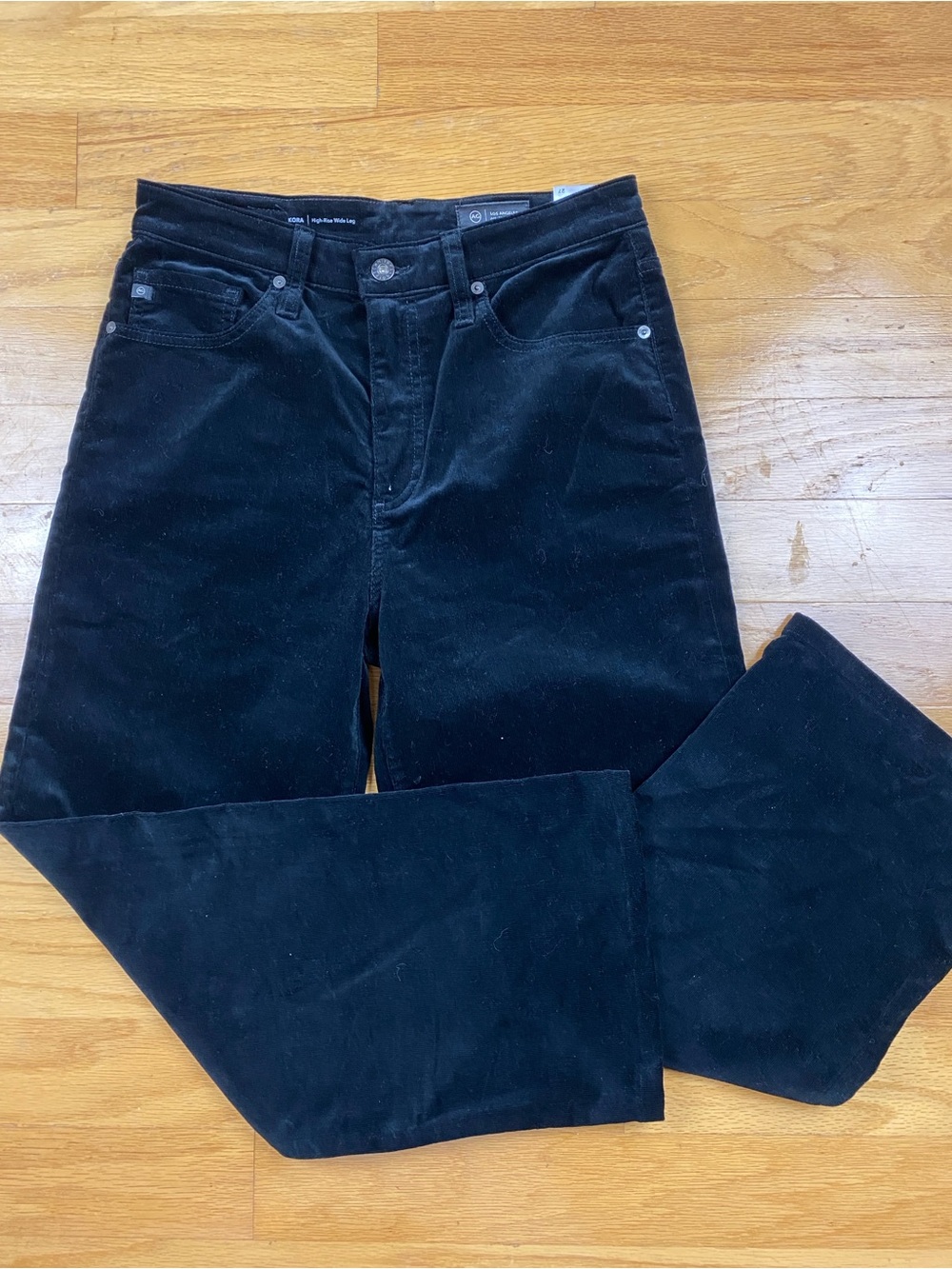 AG Jeans Kora High Rise Wide Leg Corduroy Pants Black, Size 27 Cropped